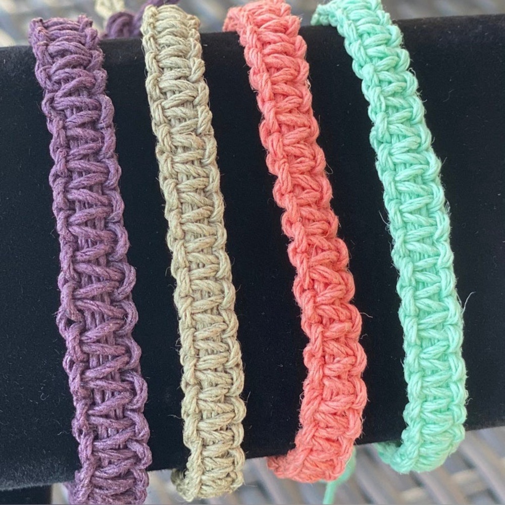 💜Purple Handmade Macrame Hemp Cord Sliding Knot Bracelet